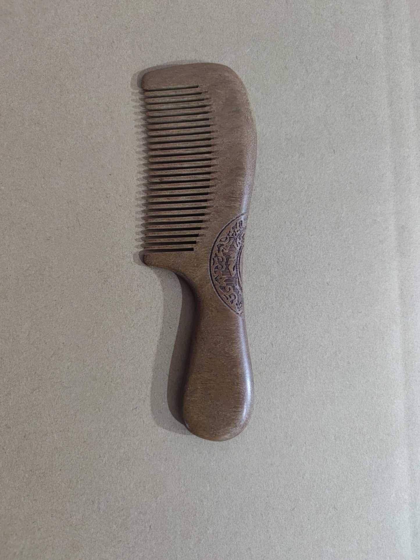 Gold Wire Green Circle Handle Double-sided Carved Wooden Comb